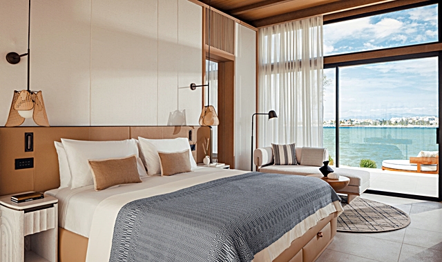 Quarto de suíte em bangalô do resort One&Only Aesthesis, em Atenas, Grécia - divulgação