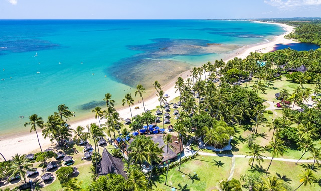 Vista aérea do Tivoli Ecoresort Praia do Forte, em Mata de São João, na Bahia - divulgação