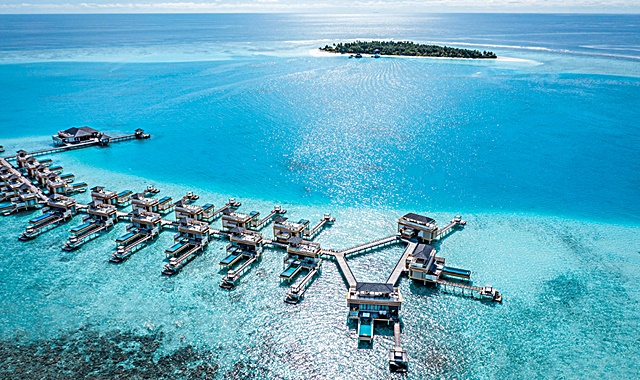 IMagem aérea do hotel Banyamn Tree Velavaru, nas ILhas Maldivas - foto divulgação