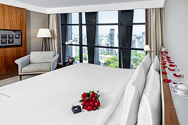 Apartamento com decração romântica no hotel Tivoli Mofarrej São Paulo