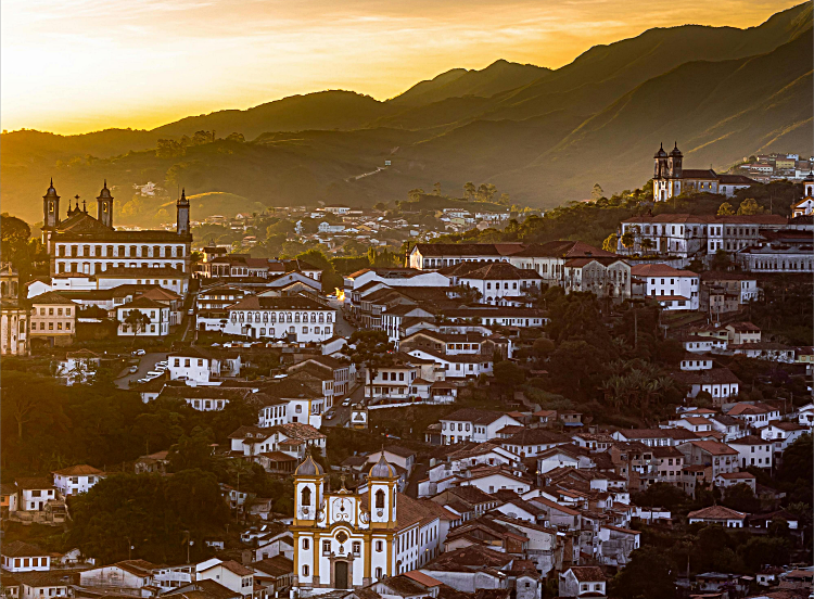 Vista do pôr do sol em Ouro Preto, MG - foto Bruno Cardoso, Pexels